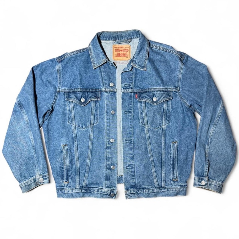Vintage 90s Levis Denim Trucker Blue Wash Cotton Western Button Up Coat Jacket